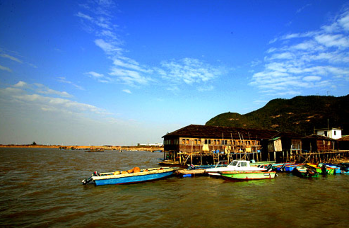 珠海高栏港南水镇图片
